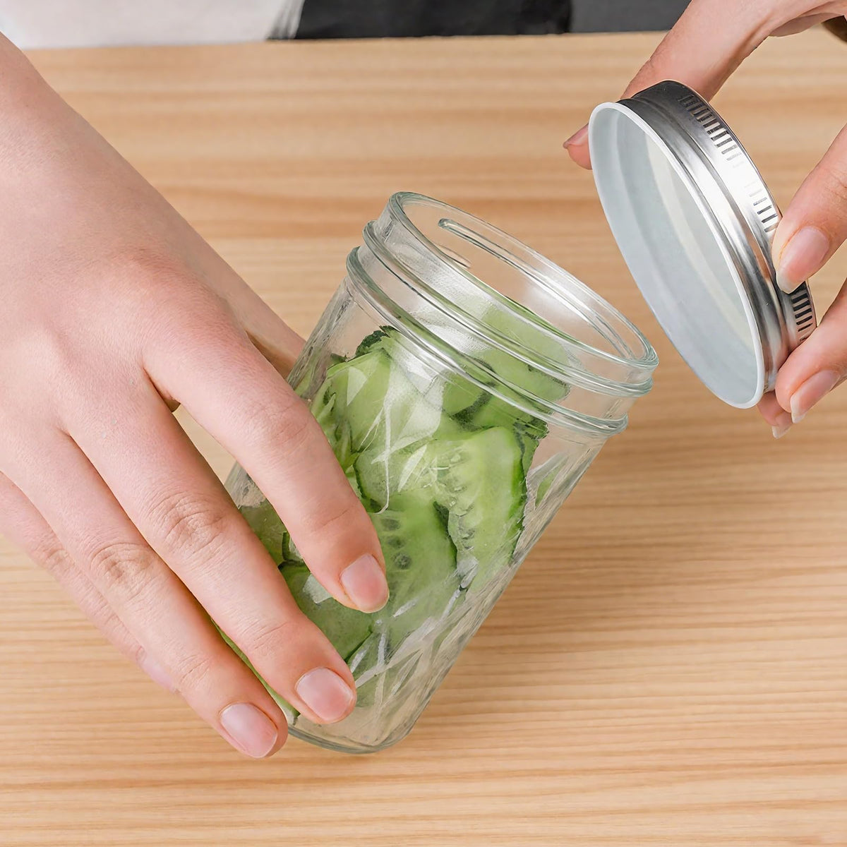 12oz Glass Mason Jars 6 Pack Airtight Lids T117