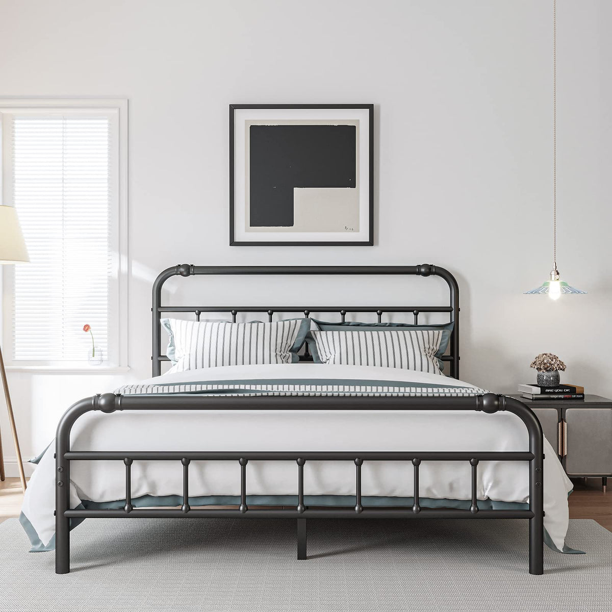 Full Size Metal Bed Frame with Iron Headboard Z1897