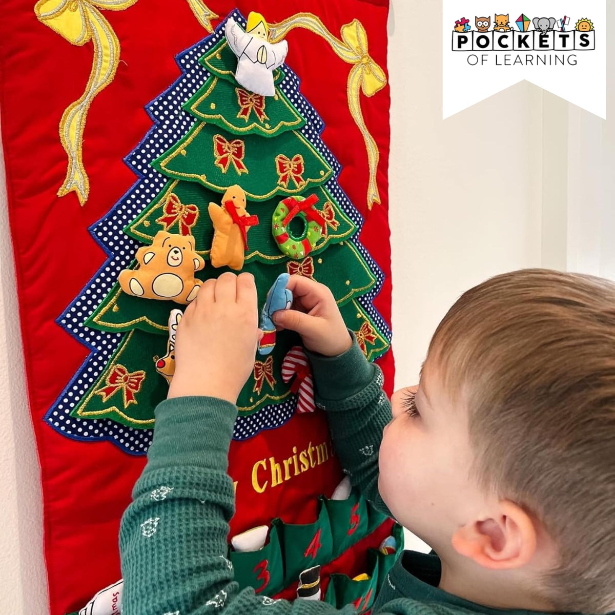 Christmas Advent Calendar with 24 Cloth Ornaments Z3326